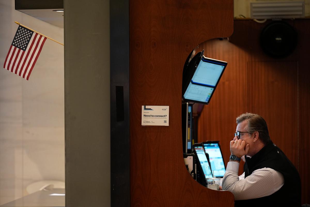 2023年、NASDAQが最大の下落週に直面：株式市場の勢いが減速